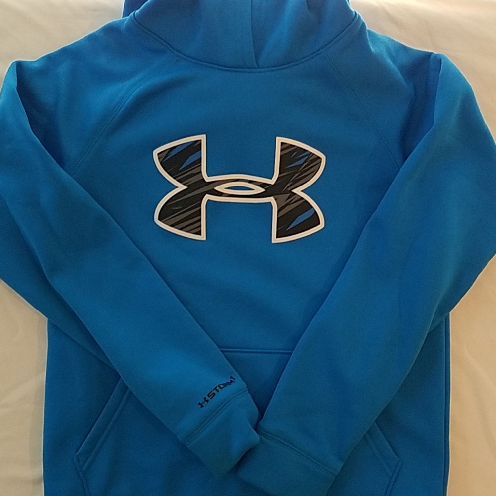 Boys under armour hoodie